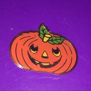 Vintage Halloween jewelry pumpkin pin brooch